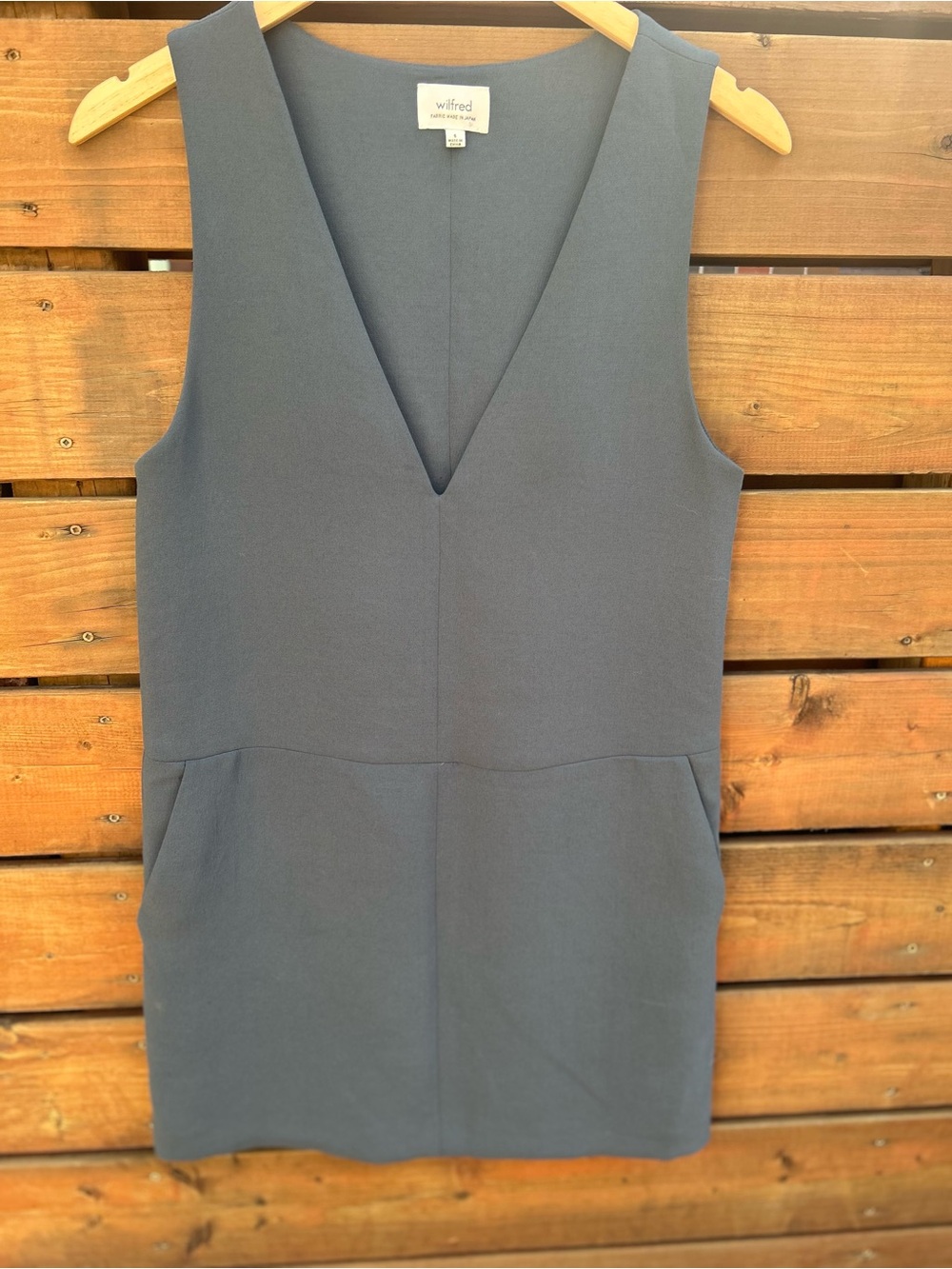 Aritzia Wilfred Slate Blue V-Neck Sleeveless Mini Dress Lined Crepette